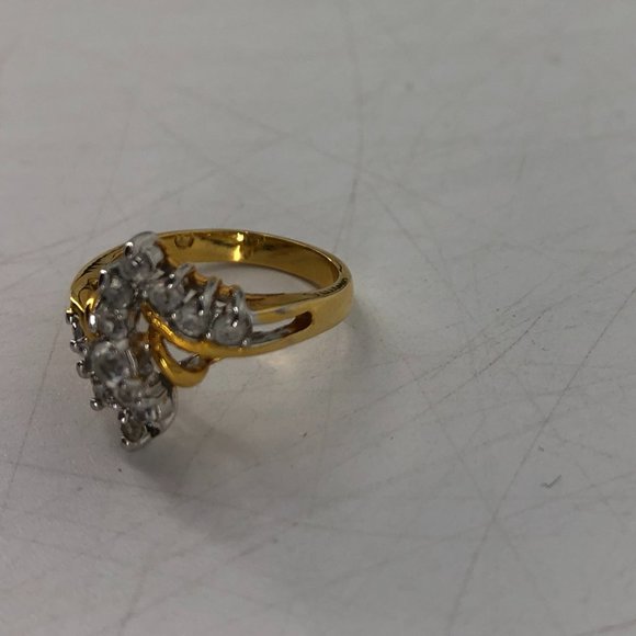 Gold band gemstone ring - Picture 3 of 9